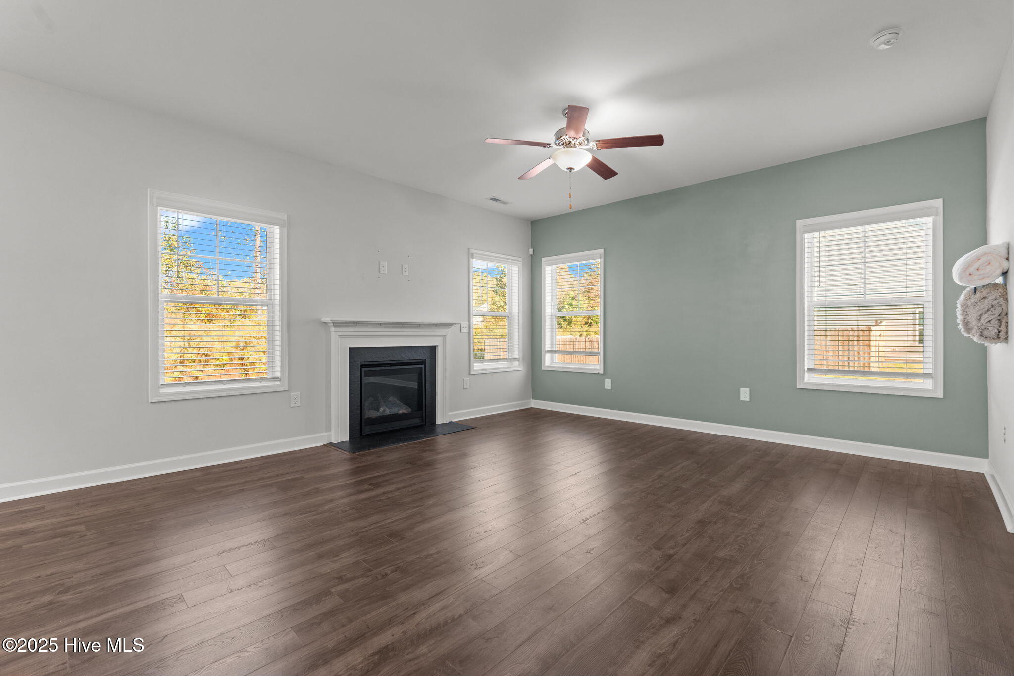 3095 Wilton Way Vass, NC 28394 - Photo 10 of 24 living room