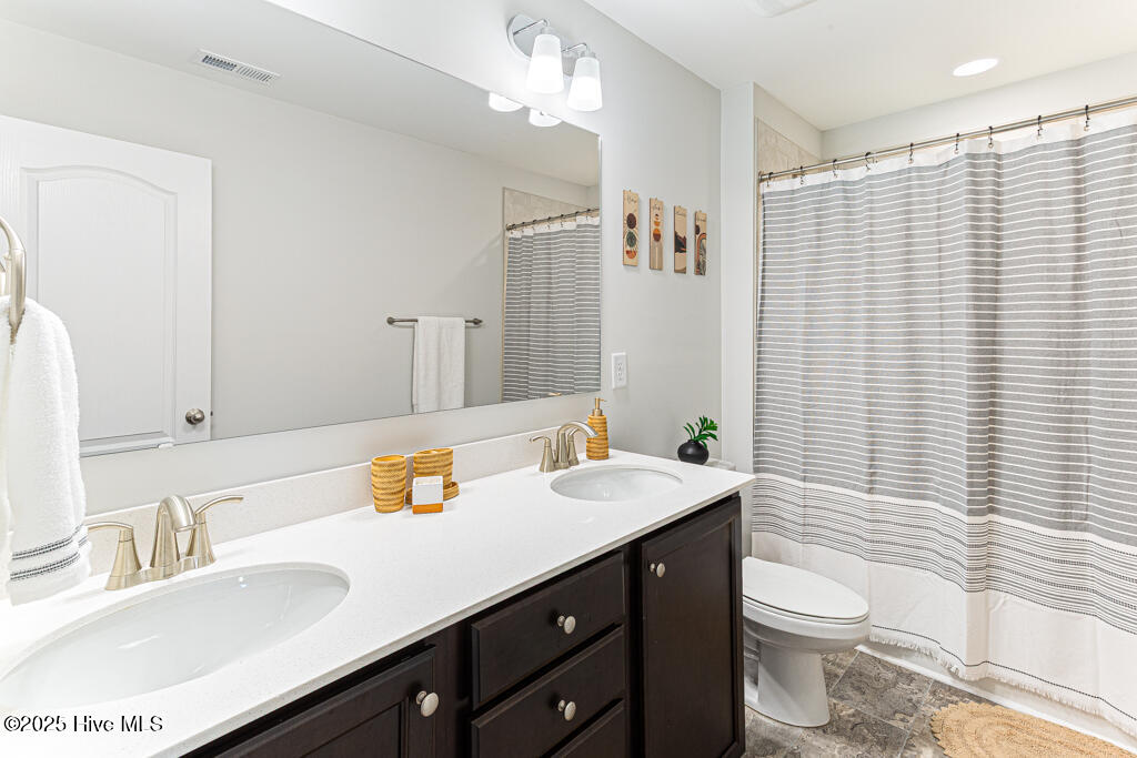 3095 Wilton Way Vass, NC 28394 - Photo 15 of 24 2nd bathroom