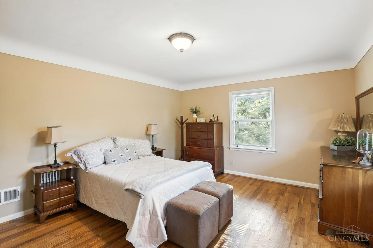 4001 Jessup Road Cincinnati, OH 45247 - Photo 19 of 32