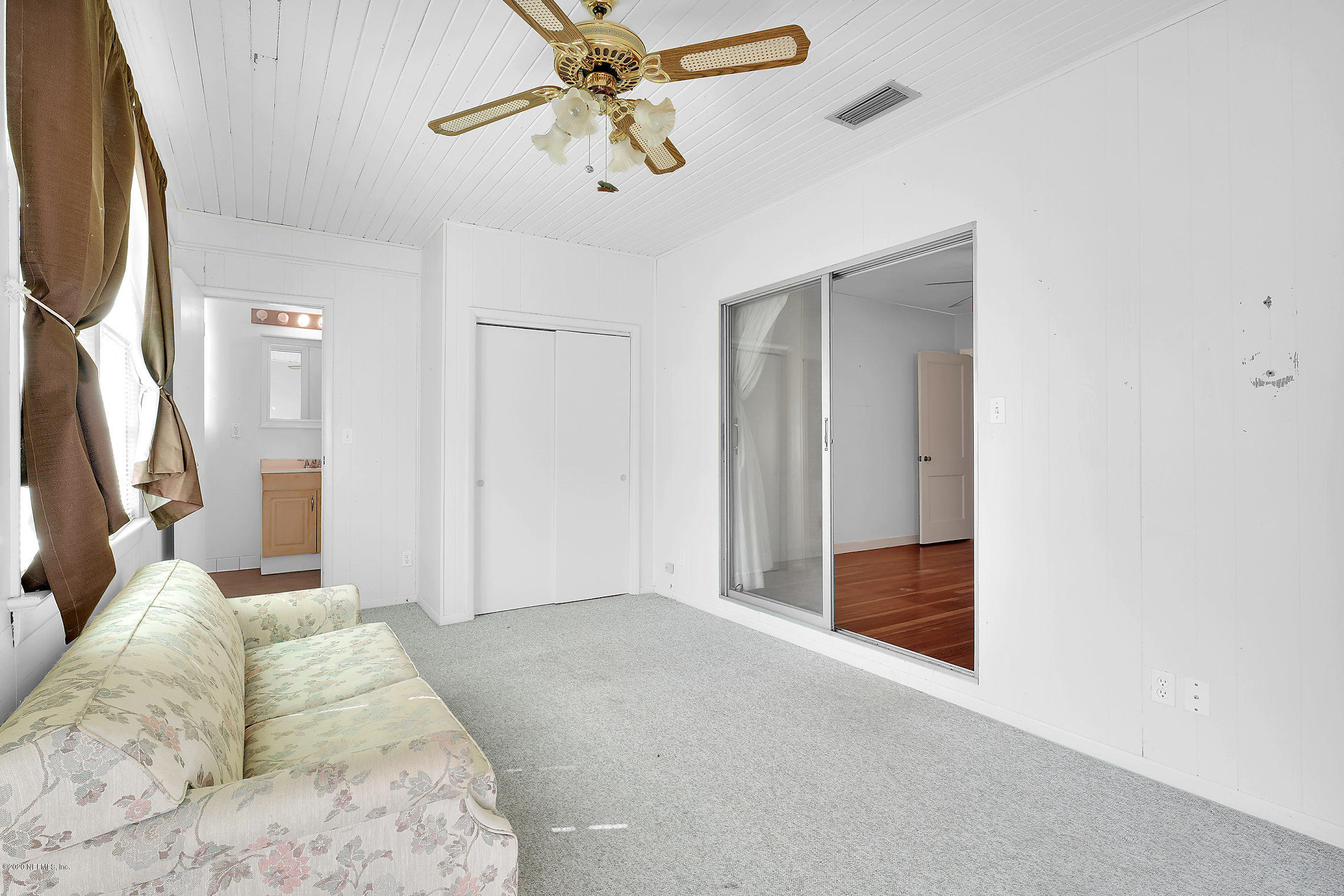 8300 Hogan Road Jacksonville, FL 32216 - Photo 26 of 61 Bed 1 Sitting area