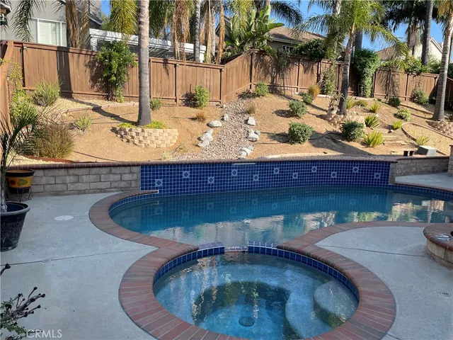 $960,000 | 2621 Grove Avenue, Corona, CA 92882