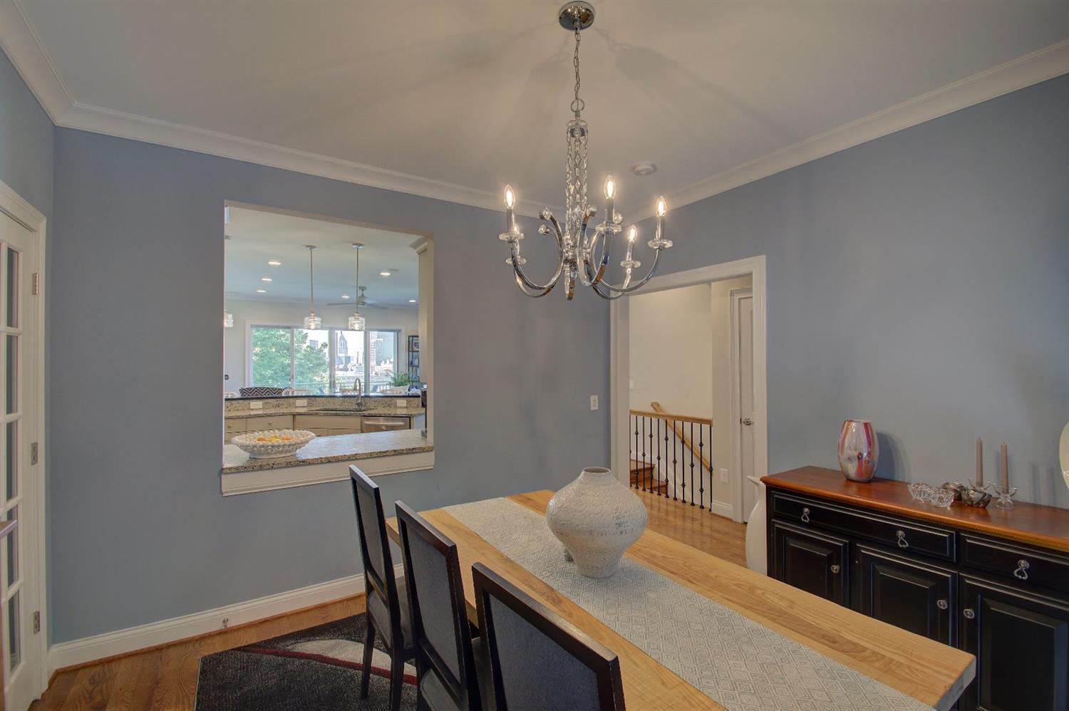 421 Boal Street Cincinnati, OH 45202 - Photo 19 of 44