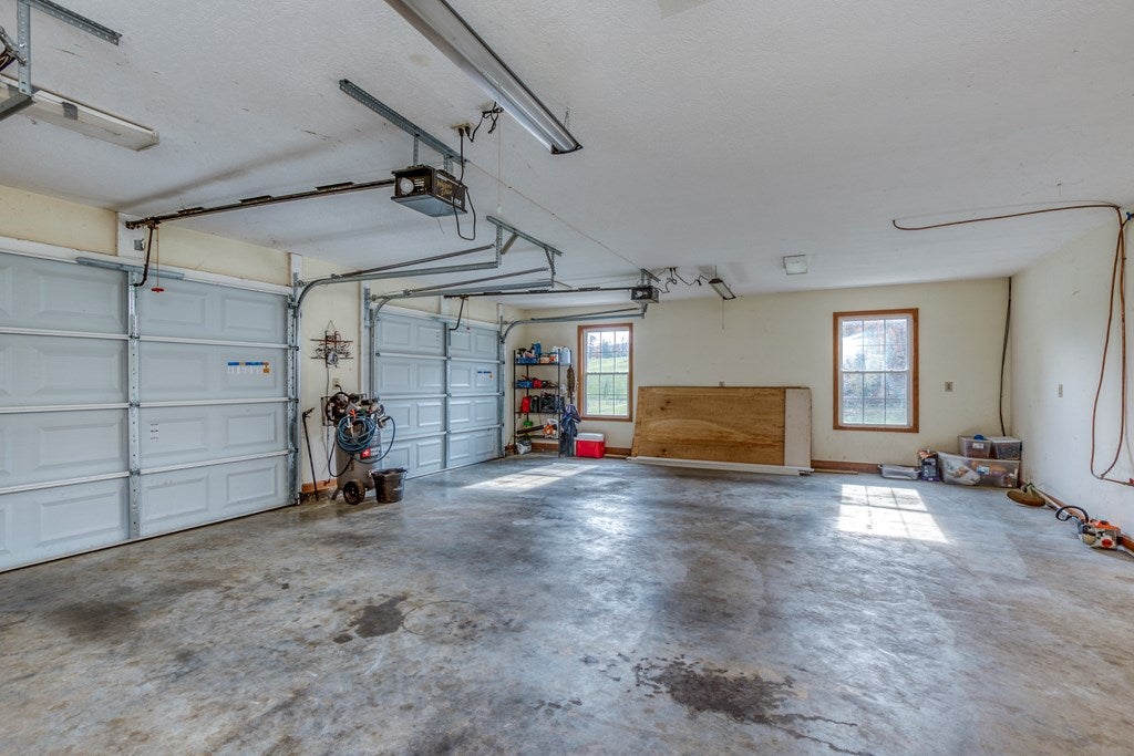 1445 Rocky Hollow Road Rural Retreat, VA 24368 - Photo 26 of 36 Gallery Image 26