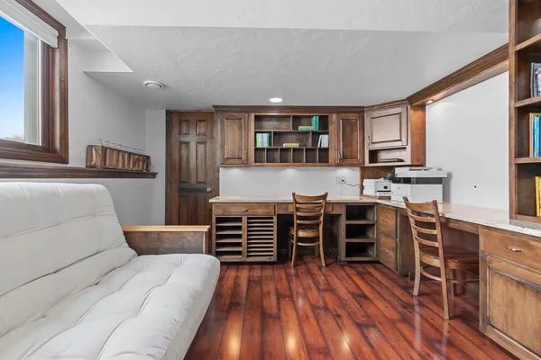 $549,900 | 3405 Hawk Ridge Trail, Green Bay, WI 54313