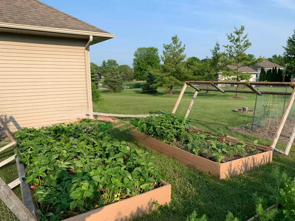 $549,900 | 3405 Hawk Ridge Trail, Green Bay, WI 54313