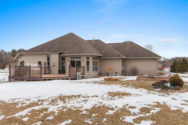 $549,900 | 3405 Hawk Ridge Trail, Green Bay, WI 54313