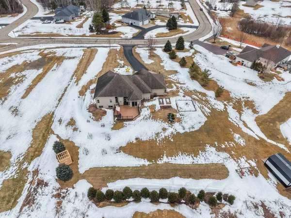 $549,900 | 3405 Hawk Ridge Trail, Green Bay, WI 54313
