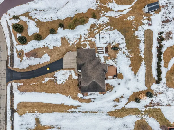 $549,900 | 3405 Hawk Ridge Trail, Green Bay, WI 54313