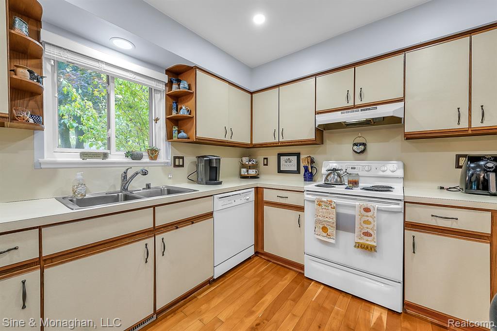 3492 Yarney Road Waterford, MI 48329 - Photo 15 of 35