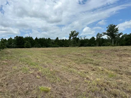 $299,900 | 147 Pine Valley Drive, Paige, TX 78659