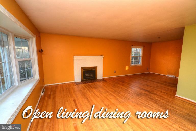 19 Colonial Road Bel Air, MD 21014 - Photo 1 of 30 Living Room