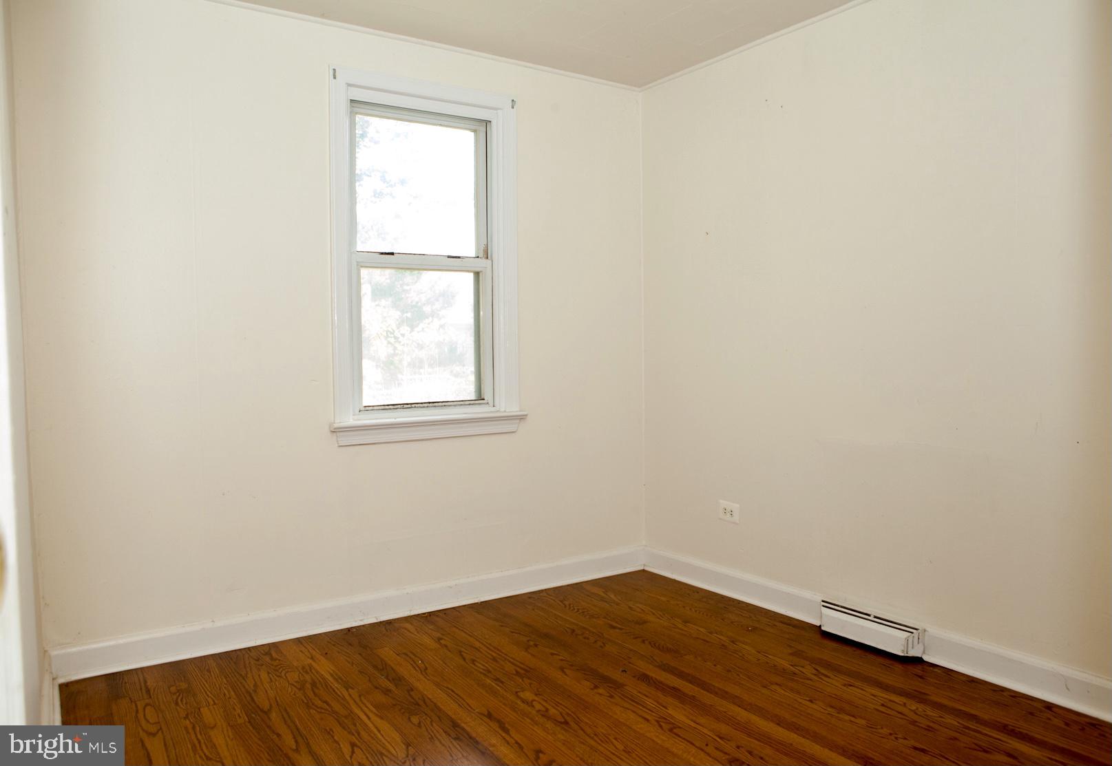1048 Township Line Road Phoenixville, PA 19460 - Photo 22 of 34 Bedroom 3