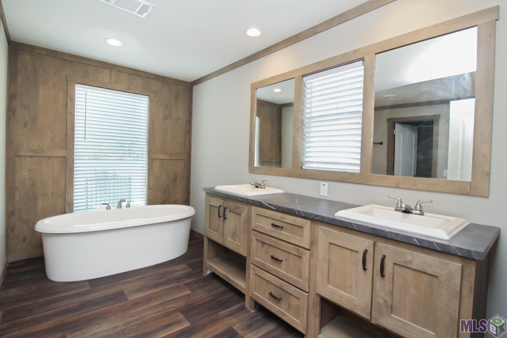 10219 Arnold Road Denham Springs, LA 70726 - Photo 13 of 22 Gallery Image 13