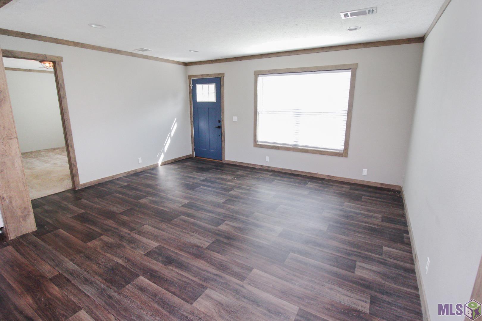 10219 Arnold Road Denham Springs, LA 70726 - Photo 5 of 22 Gallery Image 5