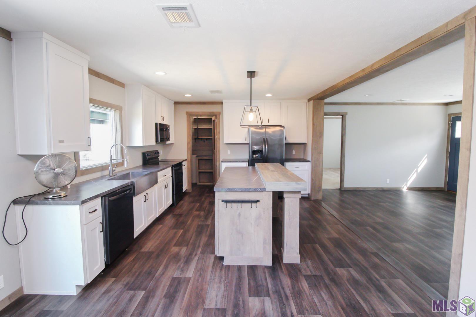 10219 Arnold Road Denham Springs, LA 70726 - Photo 7 of 22 Gallery Image 7
