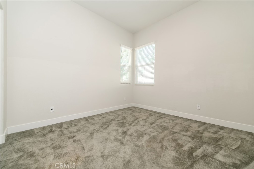 631 Cardona Lake Forest, CA 92630 - Photo 14 of 38