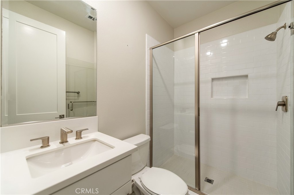 631 Cardona Lake Forest, CA 92630 - Photo 16 of 38