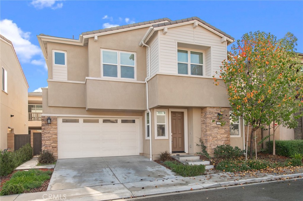 631 Cardona Lake Forest, CA 92630 - Photo 2 of 38