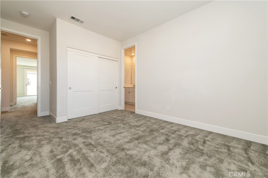 631 Cardona Lake Forest, CA 92630 - Photo 32 of 38