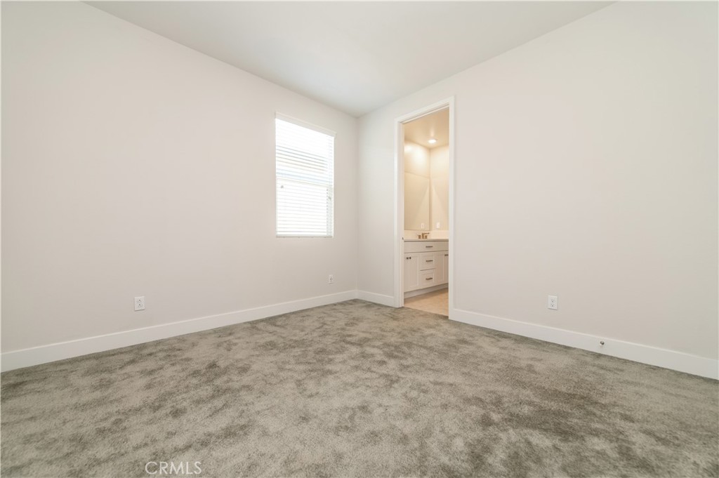 631 Cardona Lake Forest, CA 92630 - Photo 34 of 38