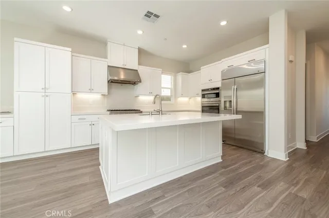 $5,600 | 631 Cardona, Lake Forest, CA 92630