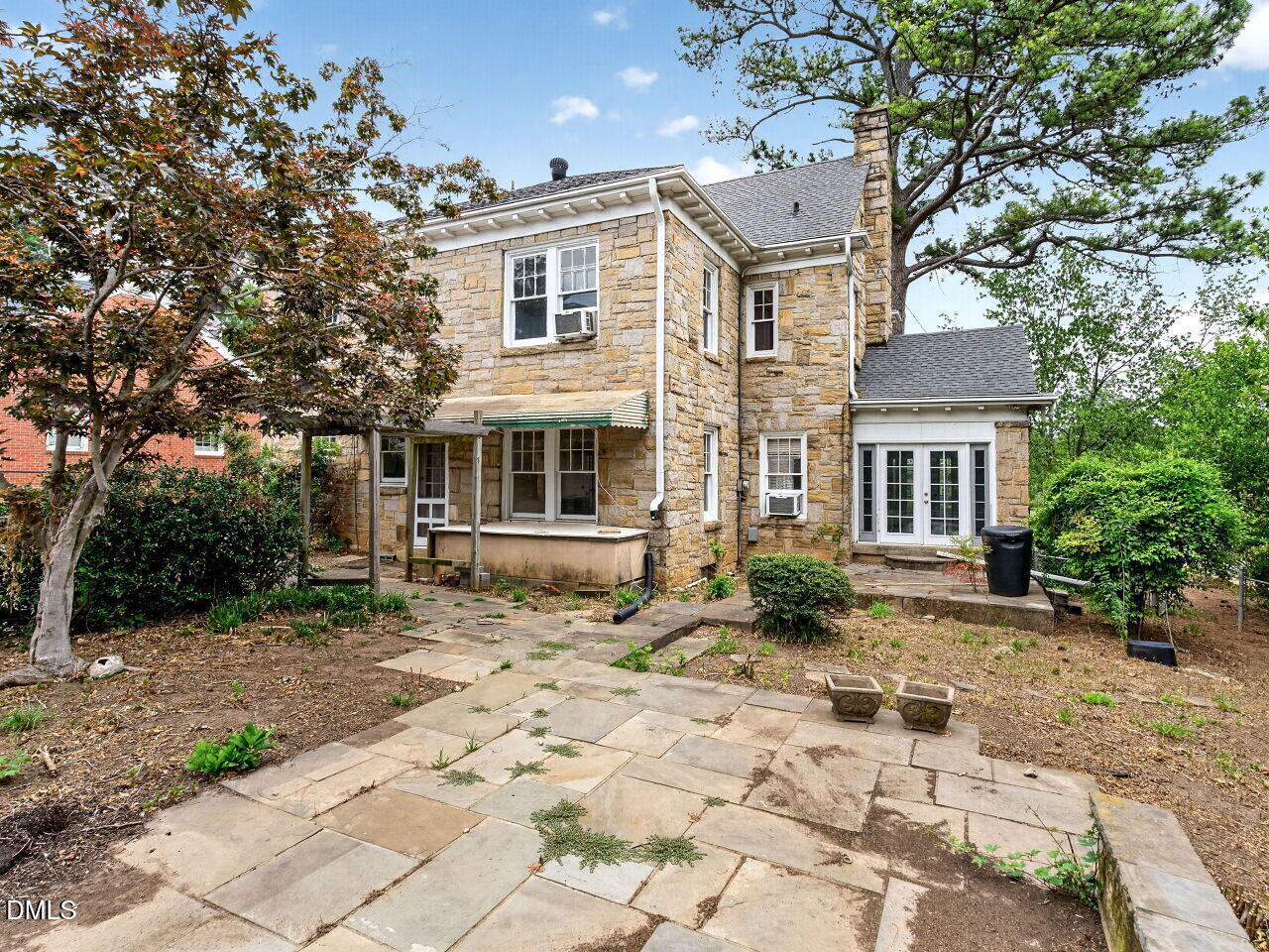 1509 Caswell Street Raleigh, NC 27608 - Photo 22 of 23
