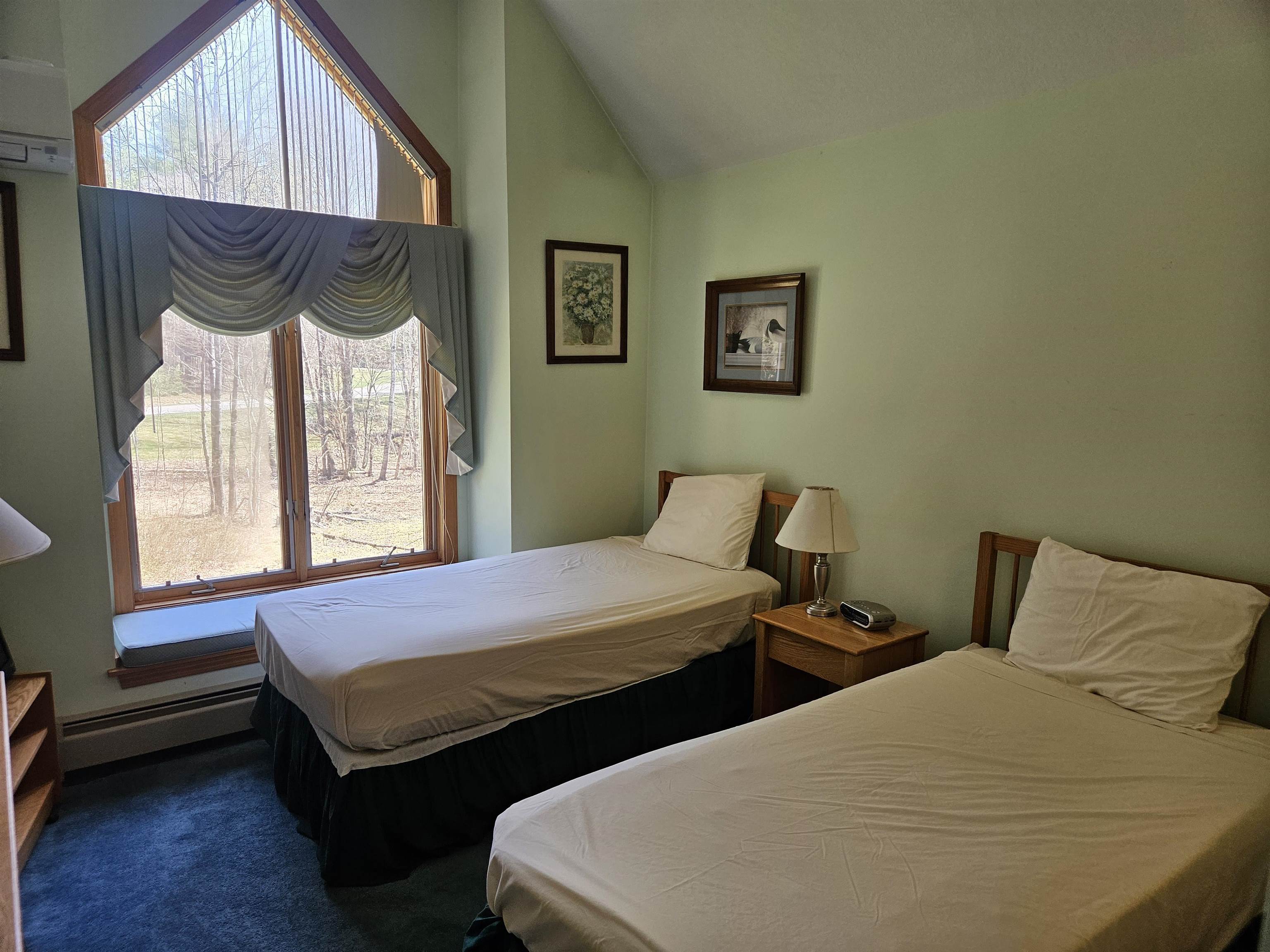 131 Forest Ridge Drive, Unit 4 Lincoln, NH 03251 - Photo 28 of 42