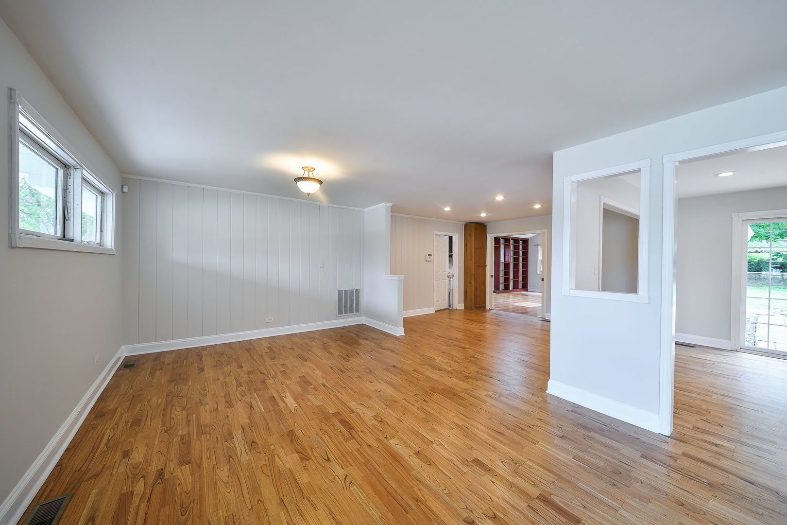 532 Ranch Road Wheaton, IL 60187 - Photo 9 of 42