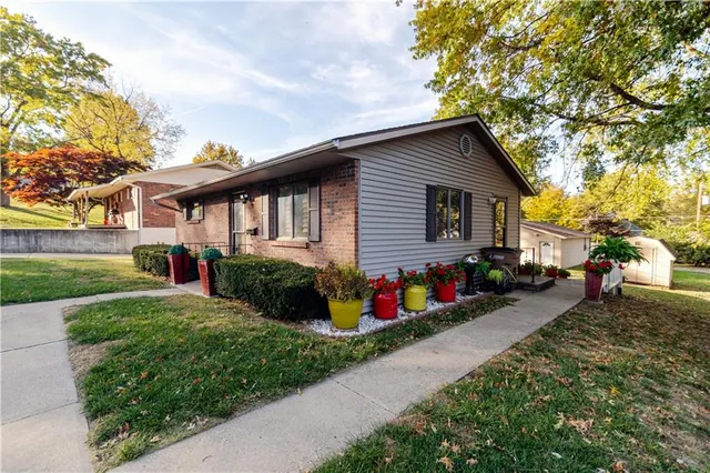 $180,000 | 1129 Riley Street, Atchison, KS 66002