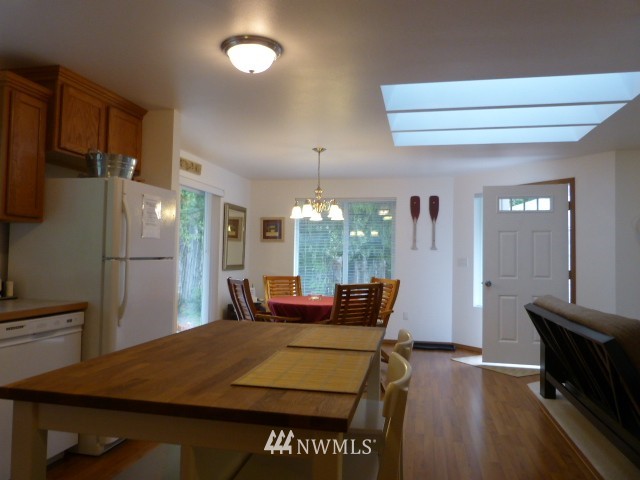 389 Arcadia Road West Port Townsend, WA 98368 - Photo 14 of 24 Gallery Image 14