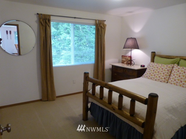 389 Arcadia Road West Port Townsend, WA 98368 - Photo 17 of 24 Gallery Image 17