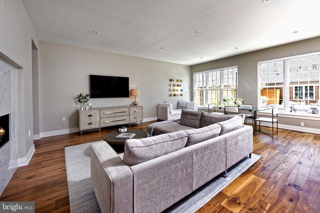 $3,295,000 | 517 North St Asaph Street, Alexandria, VA 22314