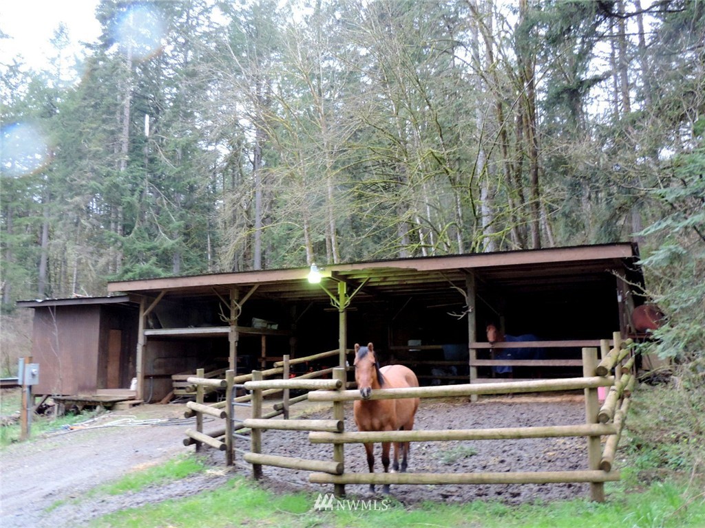 16534 Parrish Road Southwest Olympia, WA 98512 - Photo 12 of 18