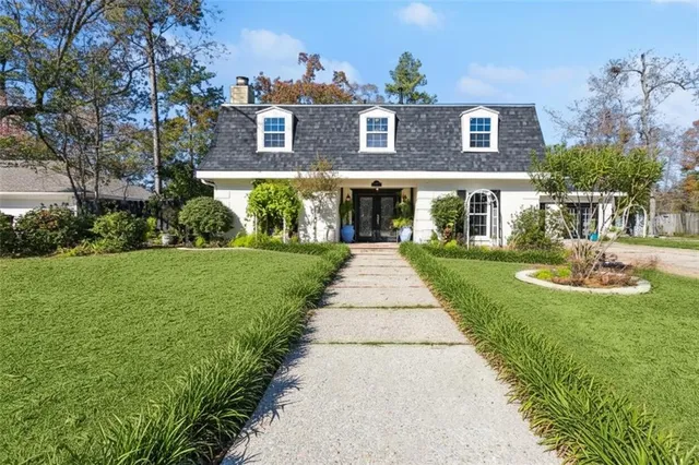 $578,000 | 654 Marilyn Drive, Mandeville, LA 70448