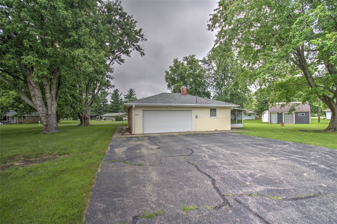 2220 Dunes Street Decatur, IL 62526 - Photo 7 of 29 Gallery Image 7