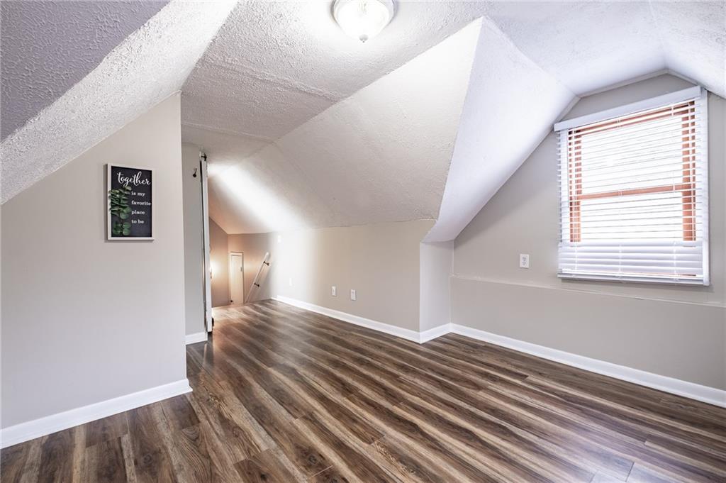 645 Maple Street Columbus, IN 47201 - Photo 19 of 30 Gallery Image 19