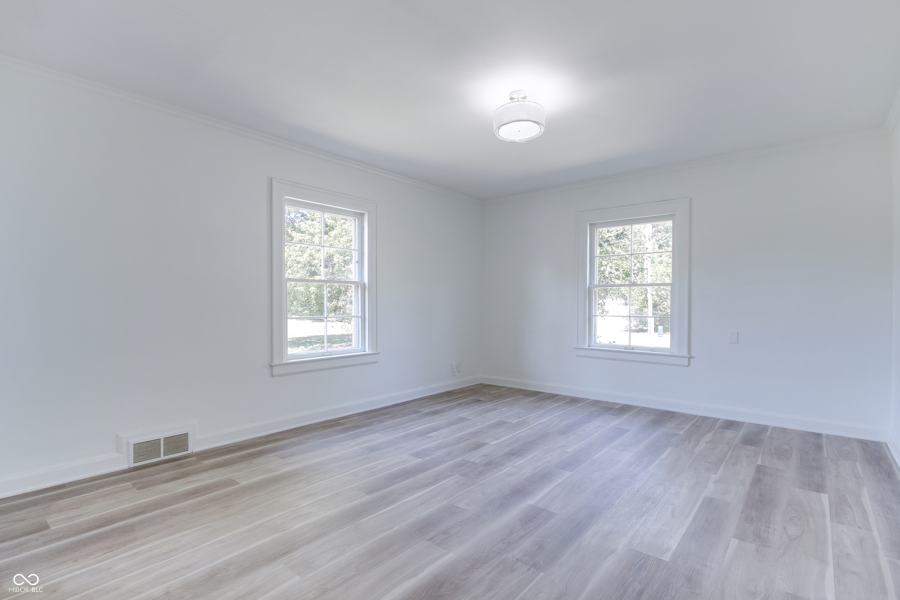 6502 Allisonville Road Indianapolis, IN 46220 - Photo 23 of 40