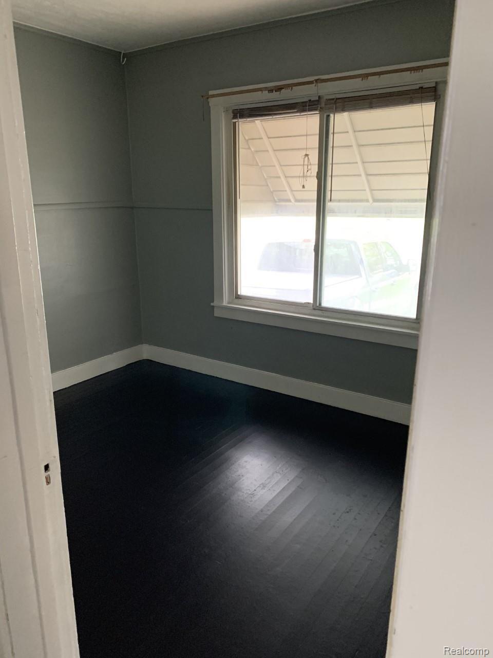 6042 Evergreen Road Detroit, MI 48228 - Photo 4 of 8 bedroom 1.jpg