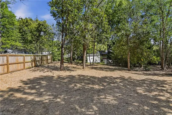 $1,400 | 1008 Cleburne Street, Greensboro, NC 27408