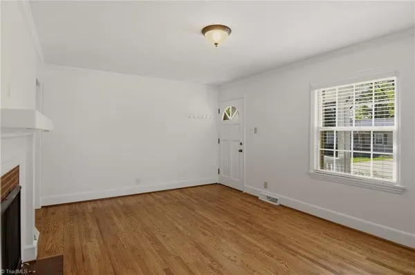 $1,400 | 1008 Cleburne Street, Greensboro, NC 27408