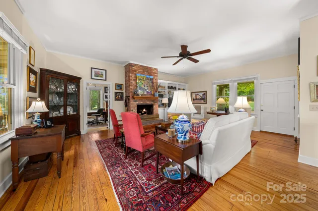 $975,000 | 36 Carver Street, Saluda, NC 28773