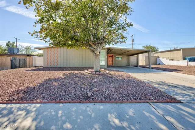 $1,850 | 1915 Balboa Avenue, Las Vegas, NV 89169