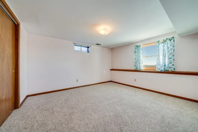 $275,000 | 2481 Gleasman Road, Rockford, IL 61103