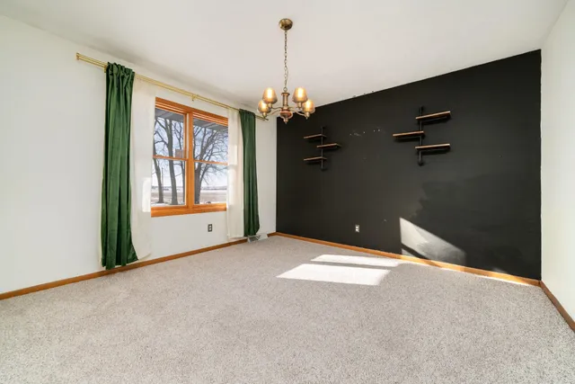 $275,000 | 2481 Gleasman Road, Rockford, IL 61103