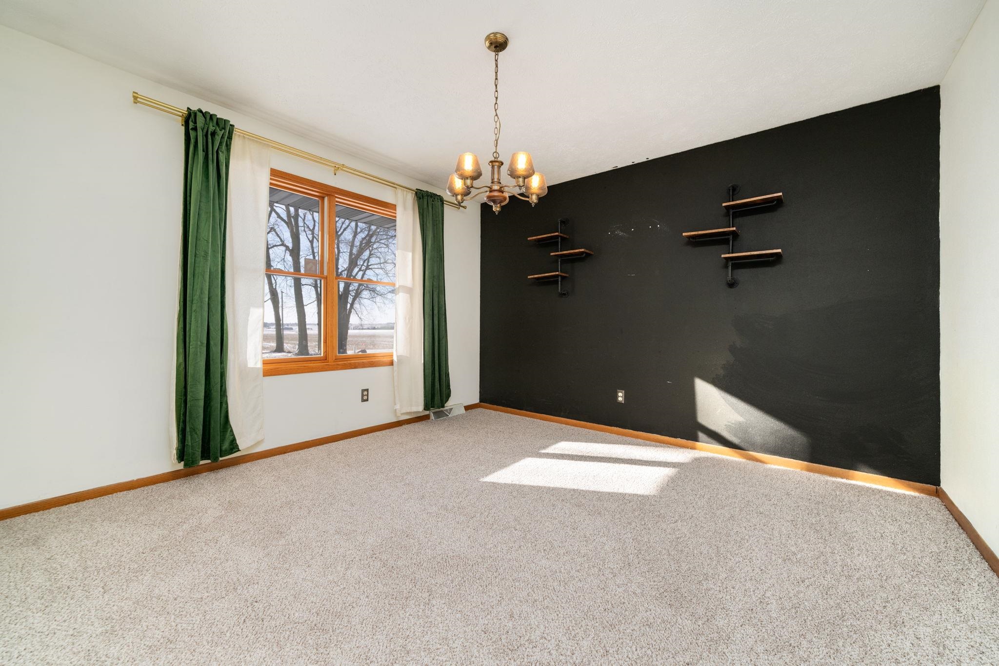 2481 Gleasman Road Rockford, IL 61103 - Photo 7 of 29