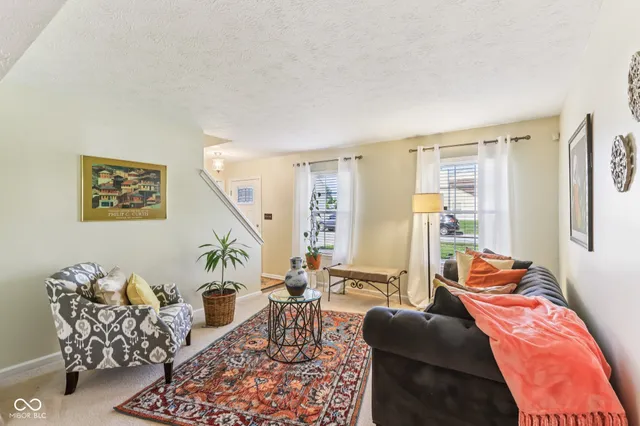 $314,900 | 6711 Crestwell Lane, Indianapolis, IN 46268