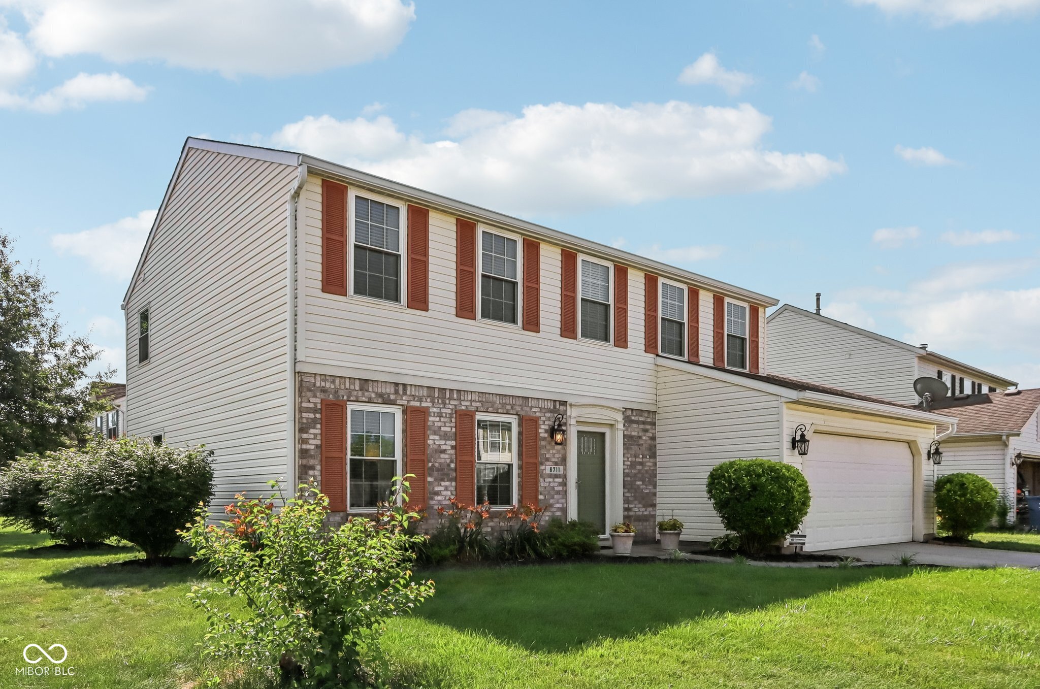 6711 Crestwell Lane Indianapolis, IN 46268 - Photo 4 of 42