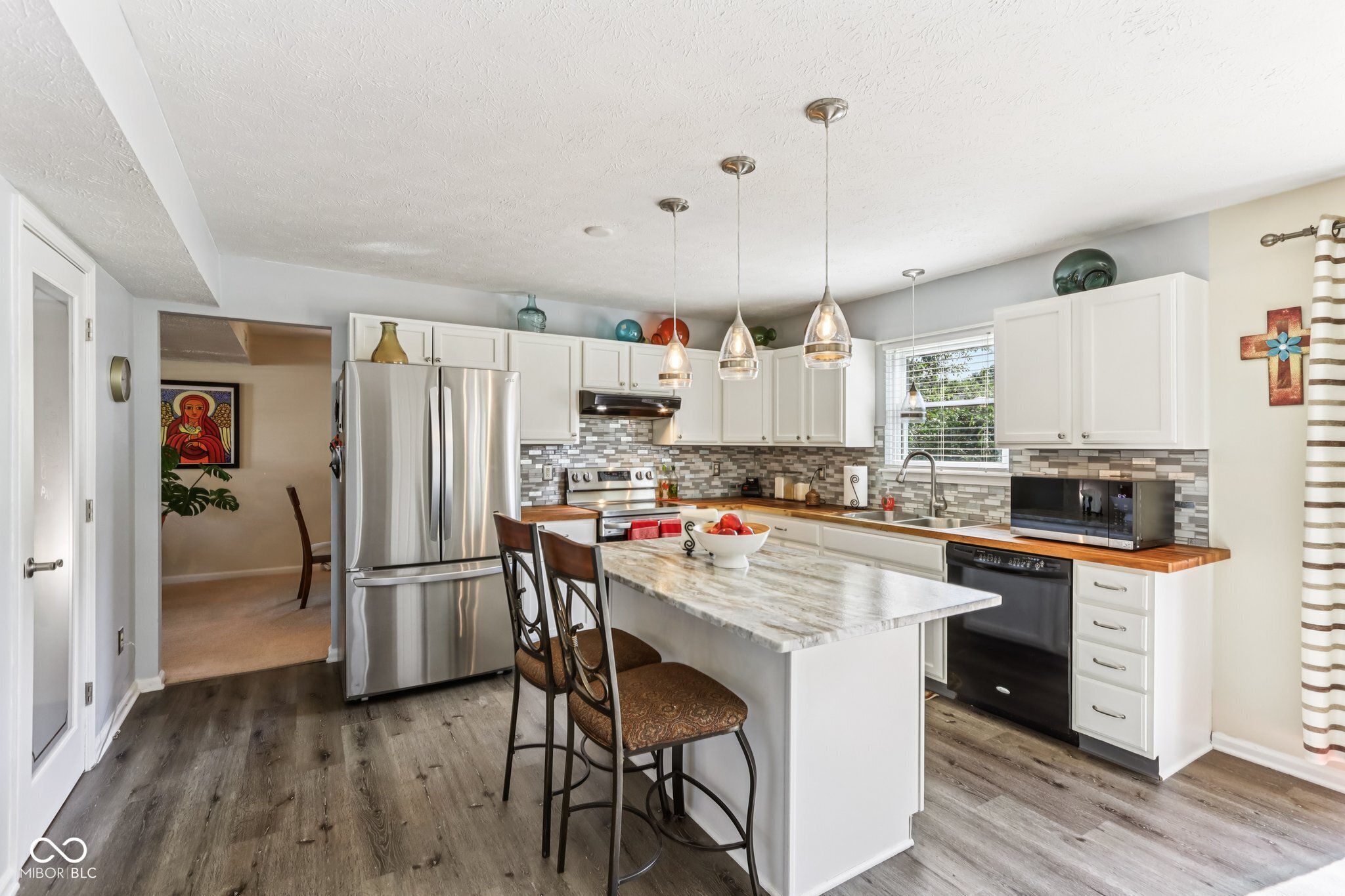 6711 Crestwell Lane Indianapolis, IN 46268 - Photo 9 of 42