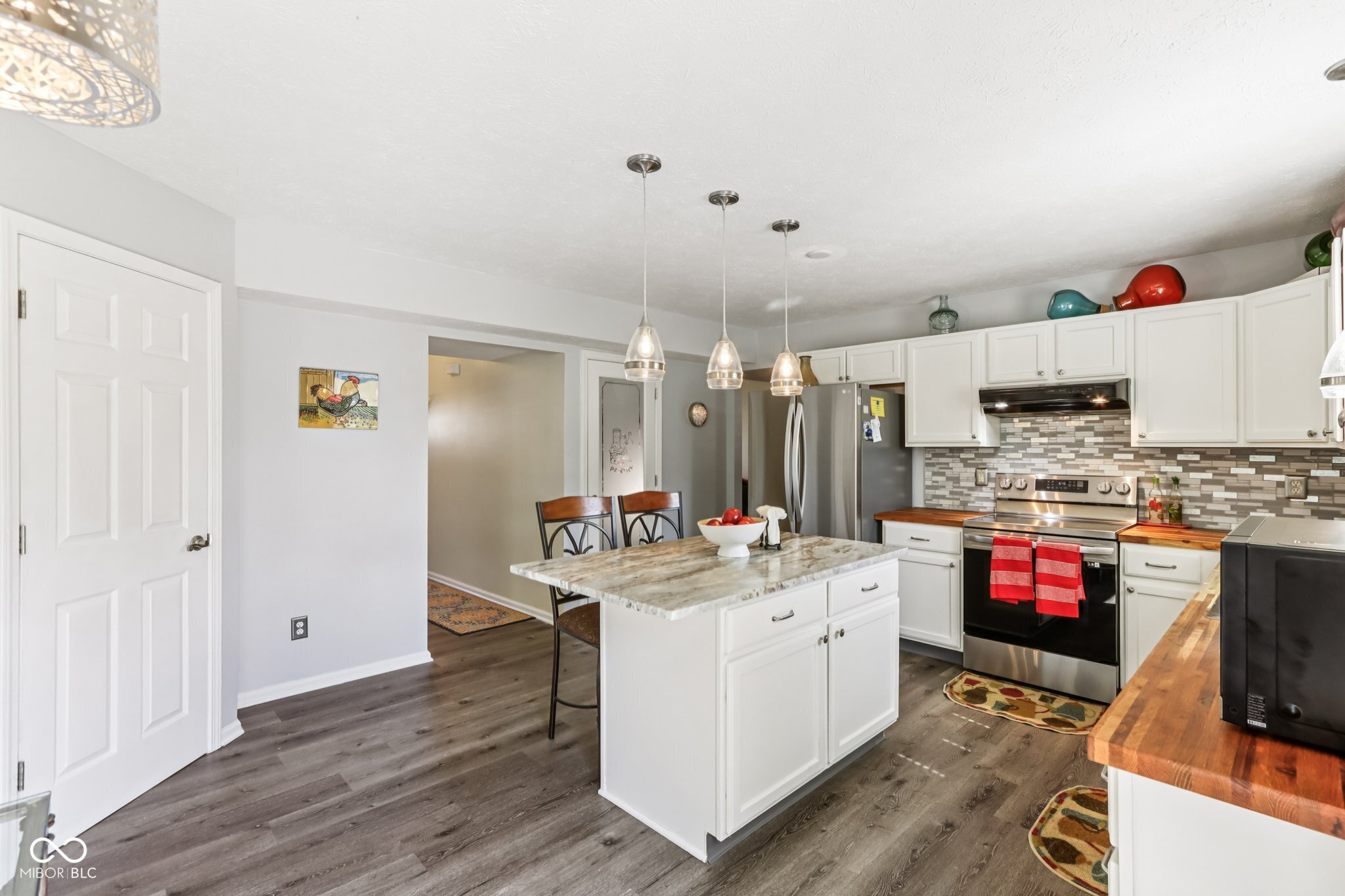 6711 Crestwell Lane Indianapolis, IN 46268 - Photo 10 of 42