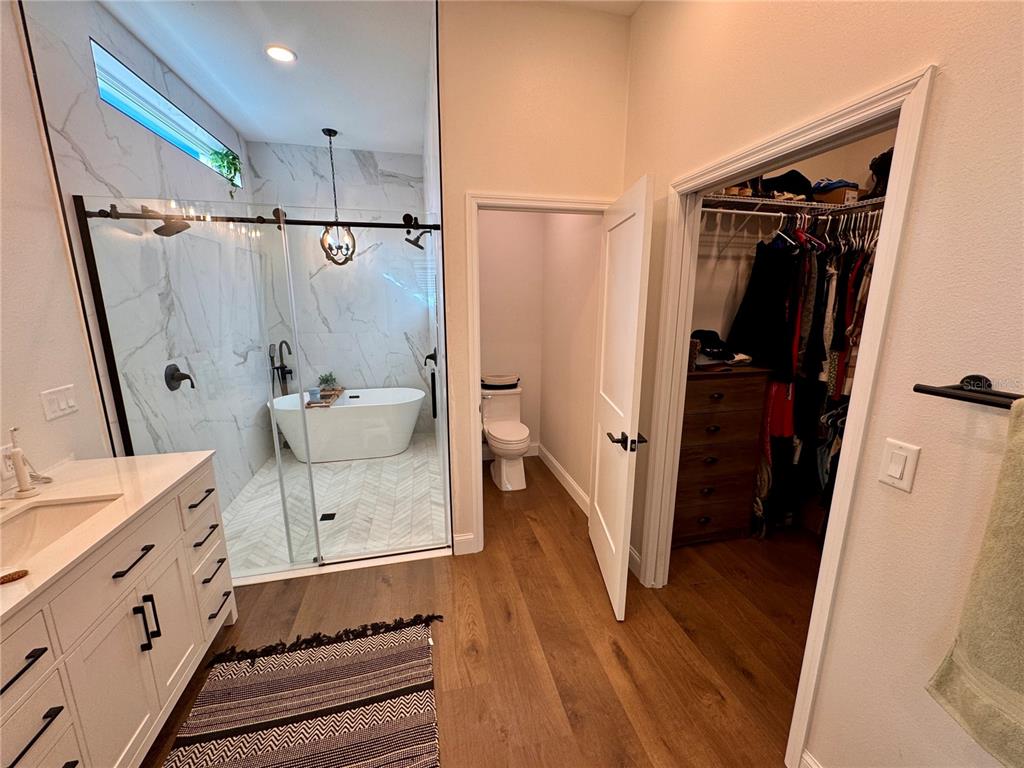 4275 Beacon Light Road Edgewater, FL 32141 - Photo 36 of 48 a bathroom with a double vanity sink and a mirror